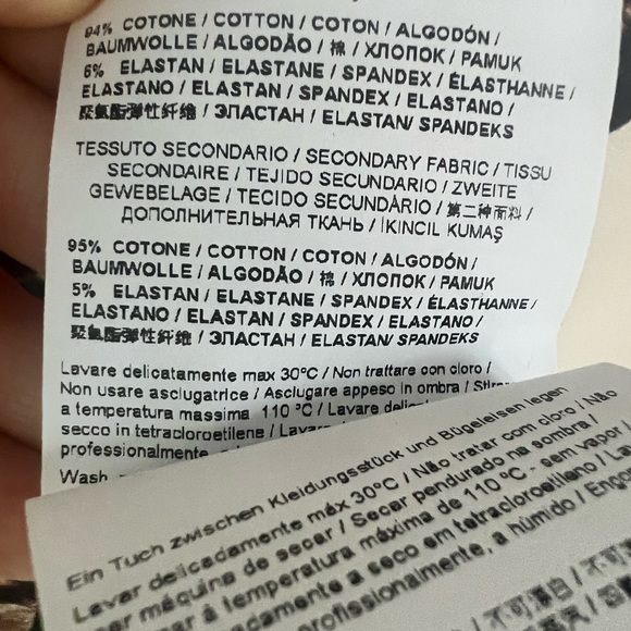 Authentic Versace Jeans Couture Leopard Crop Top - Picture 4 of 9